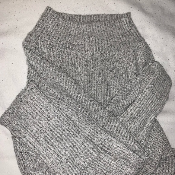 High Neck, Long Sleeve Top - Picture 5 of 5